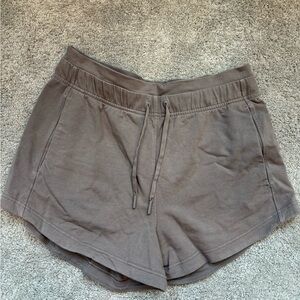 lululemon athletica High-Rise shorts